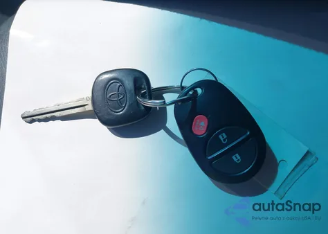 2014 Toyota Tacoma Base V6 z USA, uszkodzony, nr VIN 3TMMU4FN0EM067475